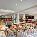 Sixteen Bedrooms Villa In Playa Del Carmen