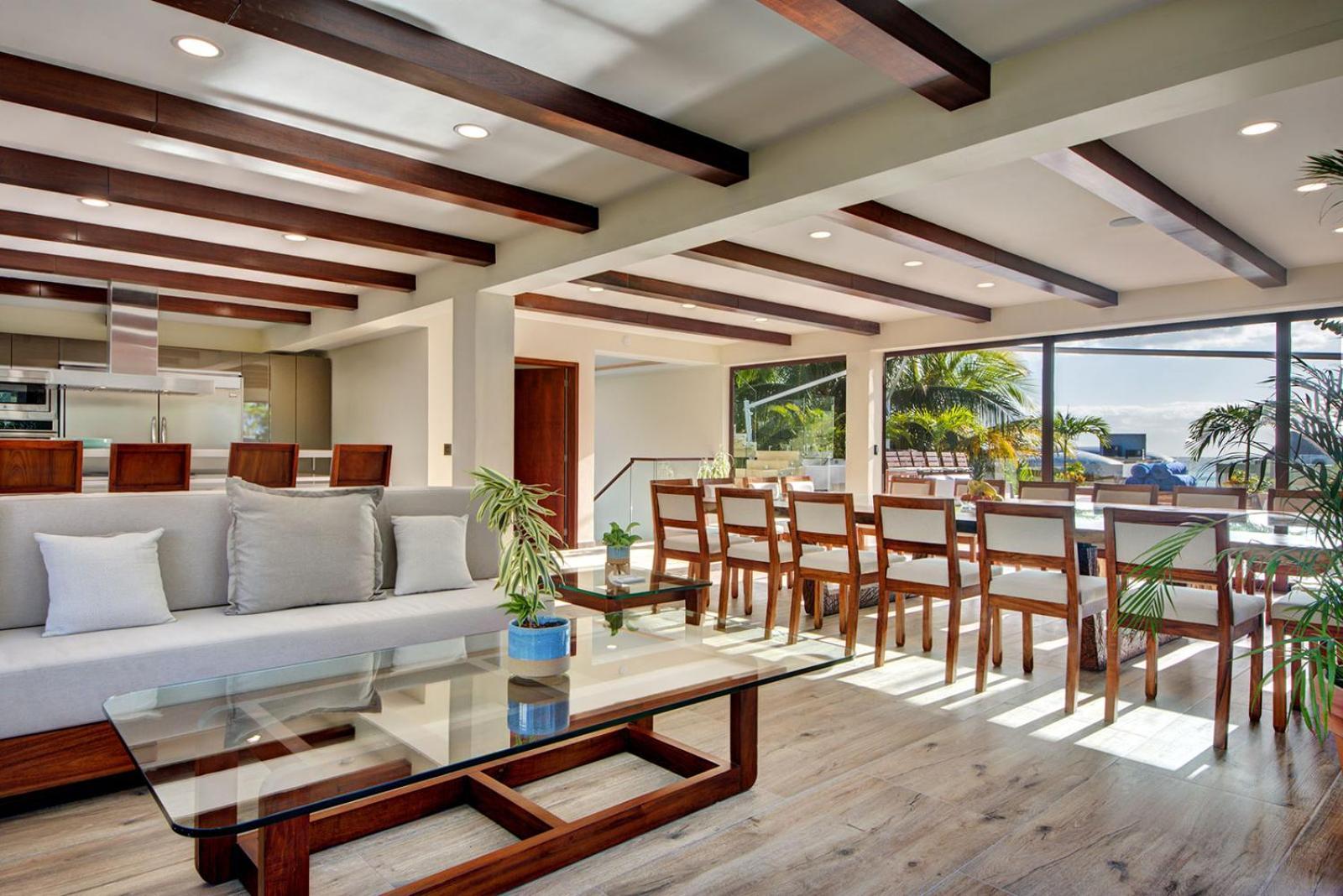 Villa Sixteen Bedrooms In Playa del Carmen