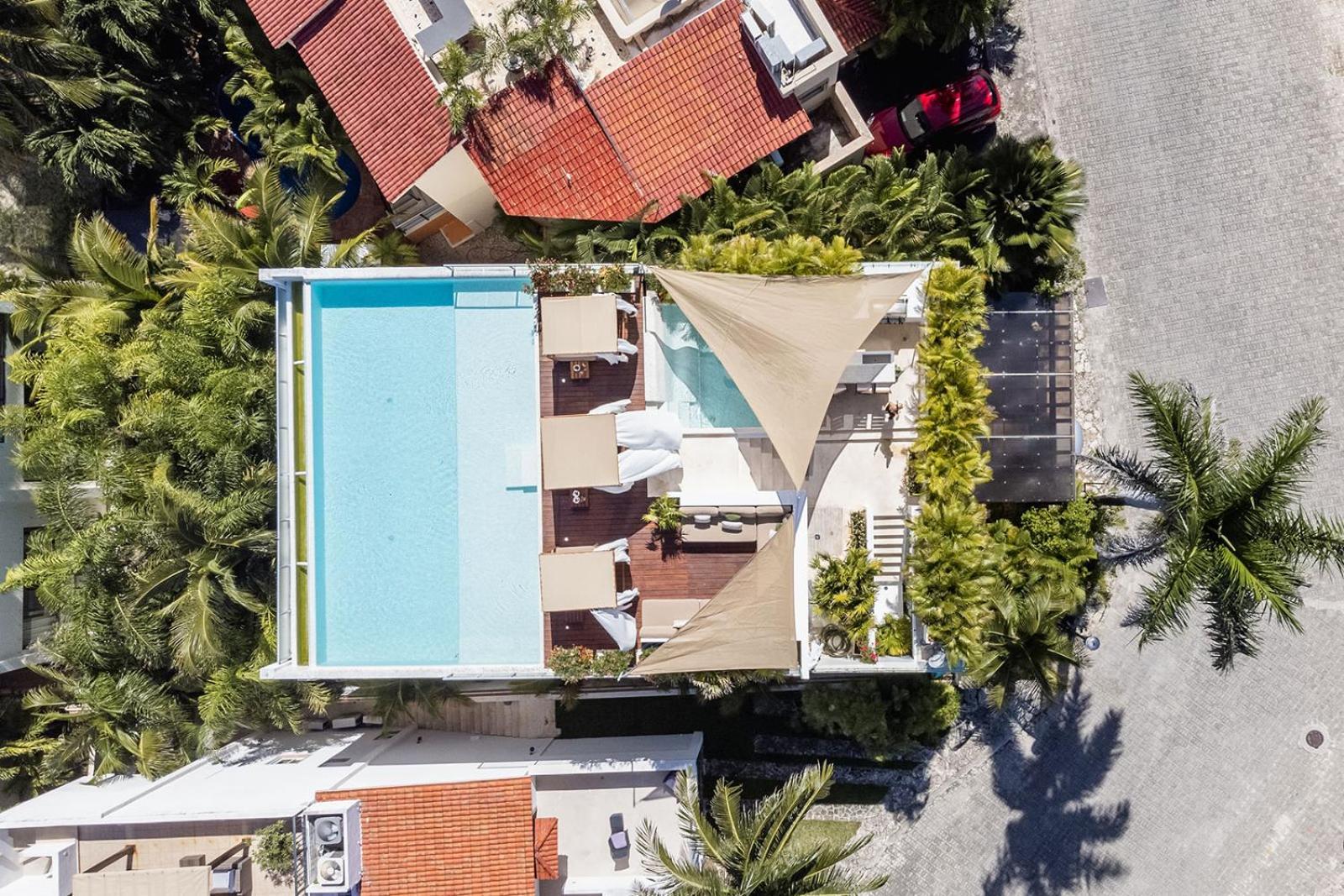 Sixteen Bedrooms In Villa *