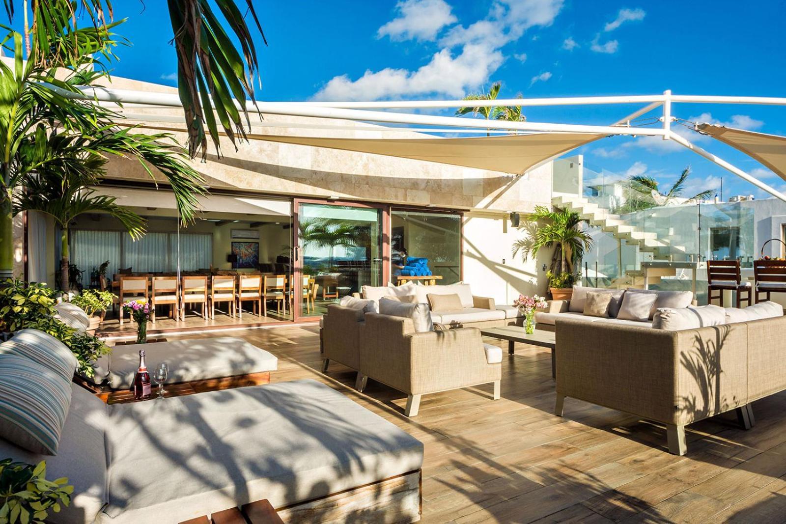 Sixteen Bedrooms In Villa Playa del Carmen